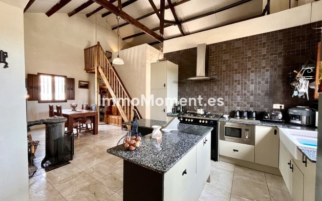 Wiederverkauf - Landhaus - Dolores - Dolores Centro