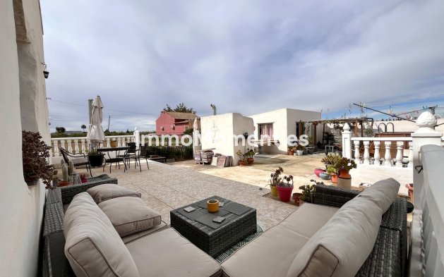 Wiederverkauf - Landhaus - Dolores - Dolores Centro