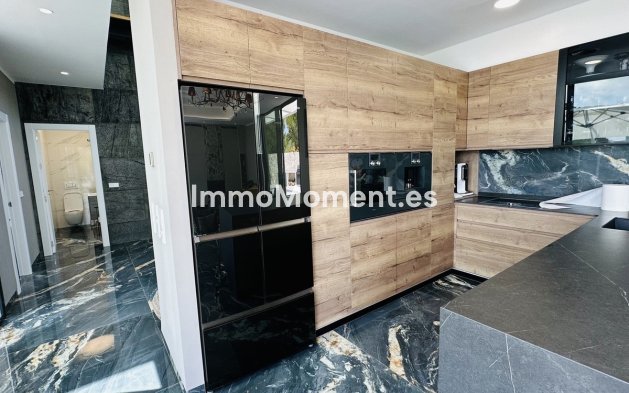 Wiederverkauf - Villa - Orihuela - Las Colinas Golf