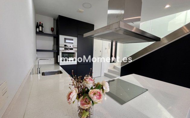 Wiederverkauf - Villa - Orihuela - Los Dolses