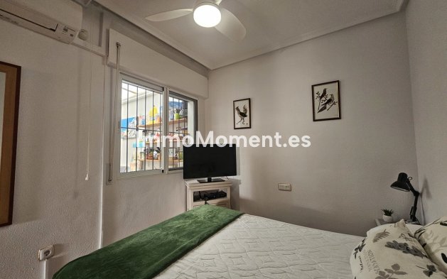 Wiederverkauf - Villa - Orihuela - La Zenia