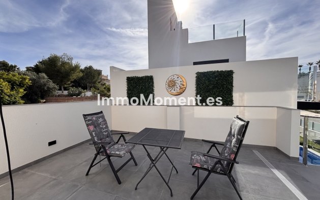 Resale - Villa - Orihuela - Villamartin