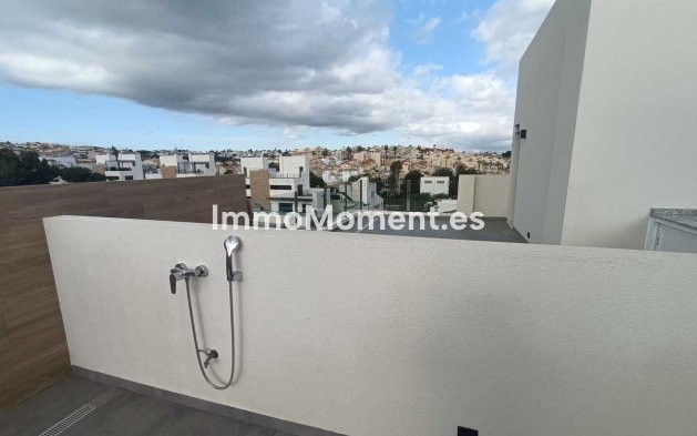 Resale - Villa - Orihuela - Villamartin