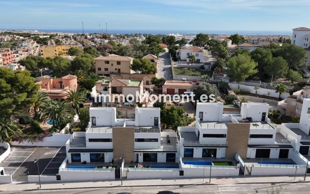 Resale - Villa - Orihuela - Villamartin