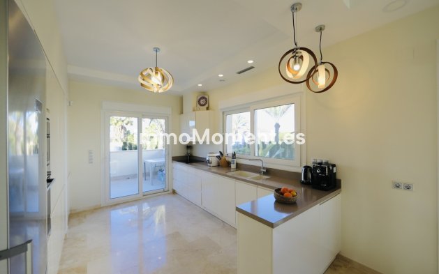 Wiederverkauf - Villa - Orihuela - La Zenia