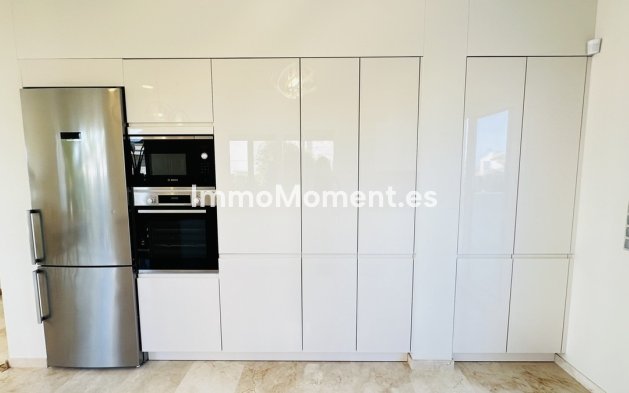 Wiederverkauf - Villa - Orihuela - La Zenia