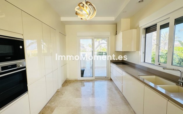 Wiederverkauf - Villa - Orihuela - La Zenia