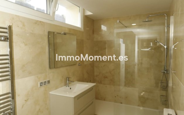 Wiederverkauf - Villa - Orihuela - La Zenia