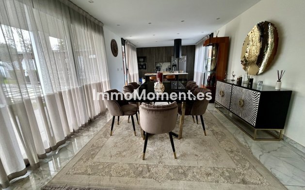 Wiederverkauf - Villa - Orihuela - Los Balcones