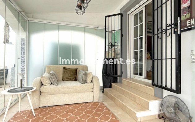 Resale - Villa - Orihuela - Villamartin