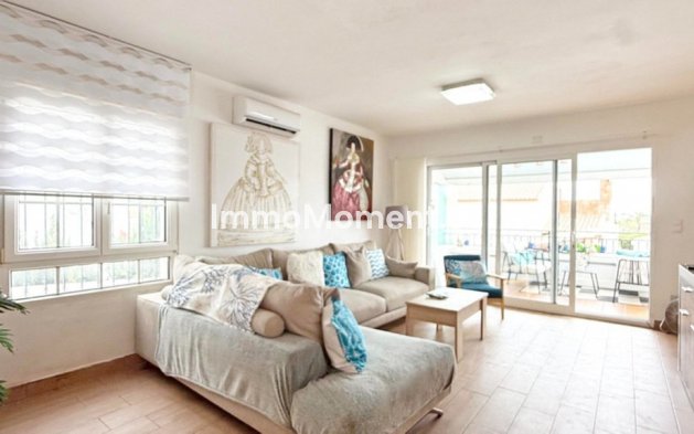 Resale - Villa - Orihuela - Villamartin