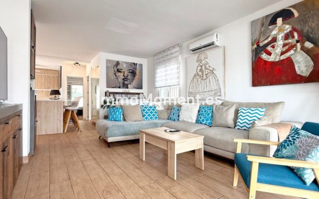 Resale - Villa - Orihuela - Villamartin