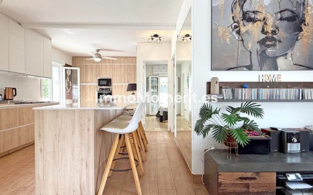 Resale - Villa - Orihuela - Villamartin