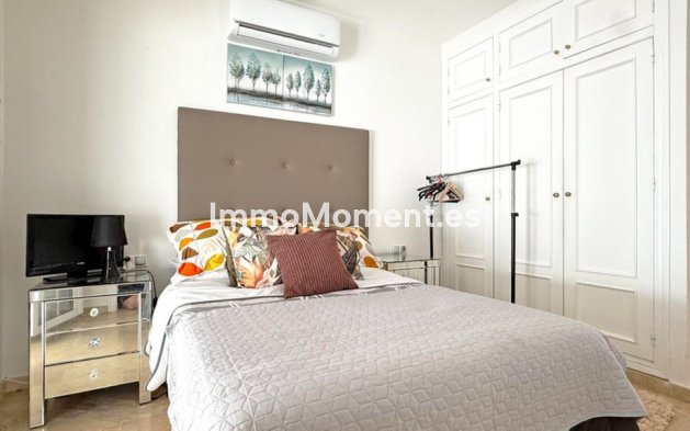 Resale - Villa - Orihuela - Villamartin