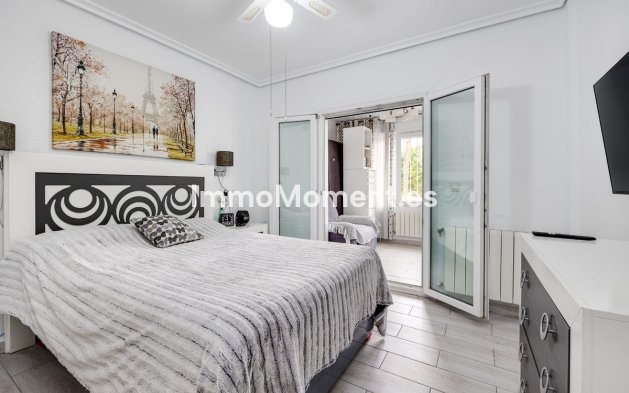 Resale - Townhouse - Torrevieja - Torrevieja Centro