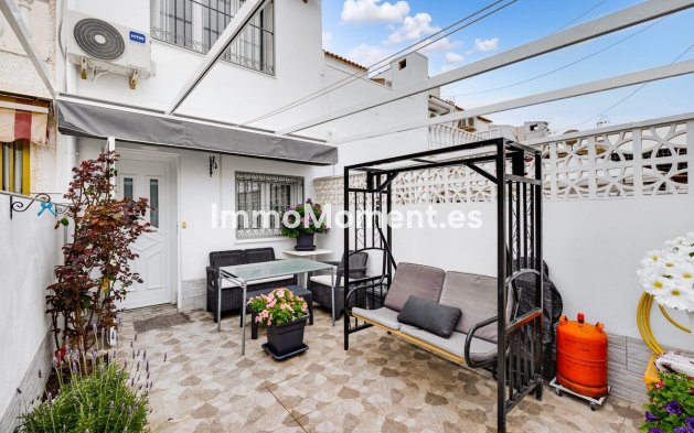Resale - Townhouse - Torrevieja - Torrevieja Centro