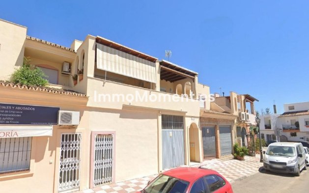 Reventa - Apartamento - Estepona  - Cancelada