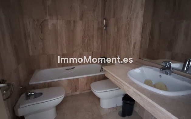 Revente - Appartement - Marbella - Elviria