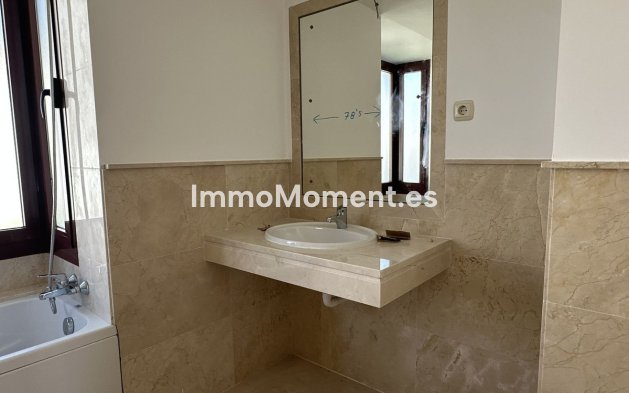 Wiederverkauf - Reihenhaus - Casares - Doña Julia