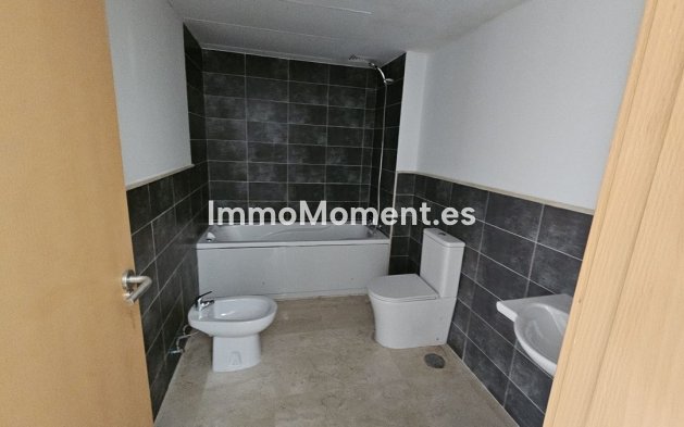 Revente - Maison mitoyenne - Casares - Doña Julia