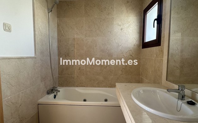 Revente - Maison mitoyenne - Casares - Doña Julia