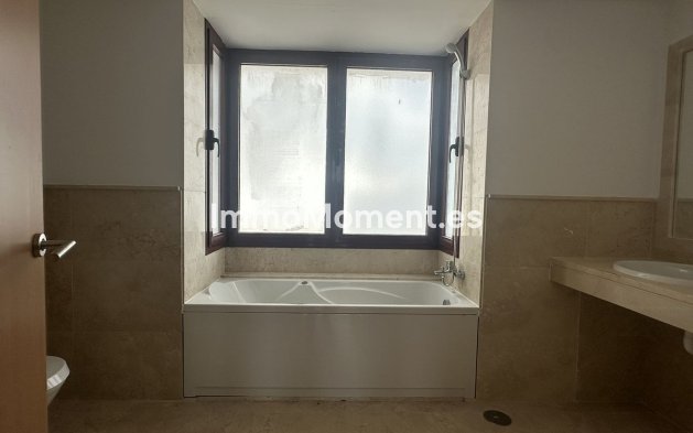 Revente - Maison mitoyenne - Casares - Doña Julia