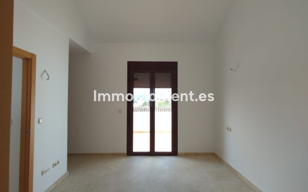 Wiederverkauf - Reihenhaus - Casares - Doña Julia