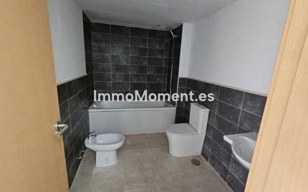 Revente - Maison mitoyenne - Casares - Doña Julia