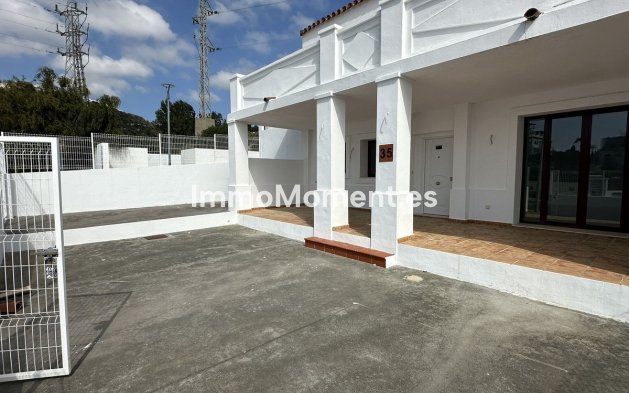 Revente - Maison mitoyenne - Casares - Doña Julia