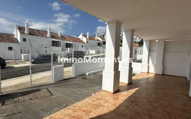 Wiederverkauf - Reihenhaus - Casares - Doña Julia