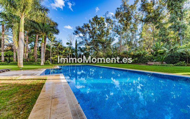 Resale - Villa - Marbella - Guadalmina Baja