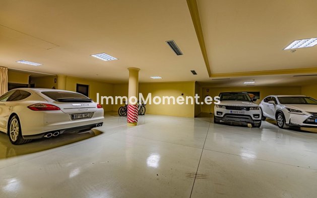 Resale - Villa - Marbella - Guadalmina Baja