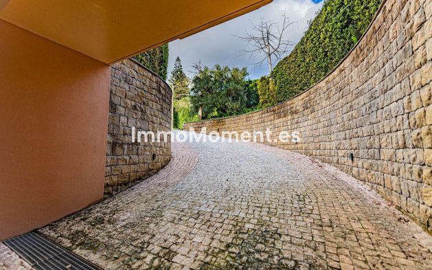 Resale - Villa - Marbella - Guadalmina Baja