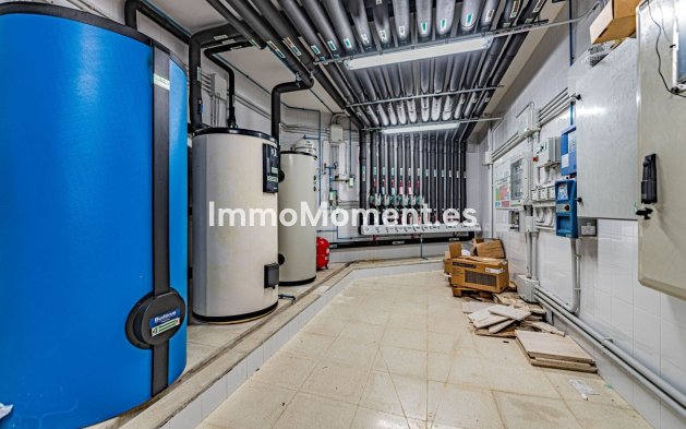 Resale - Villa - Marbella - Guadalmina Baja