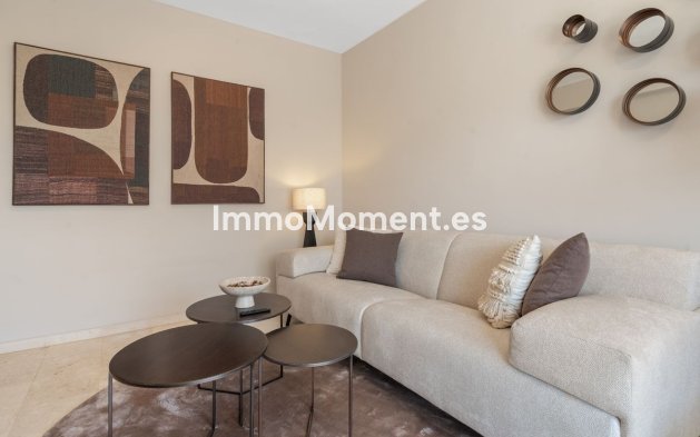 Wiederverkauf - Wohnung - Estepona  - Estepona Centro