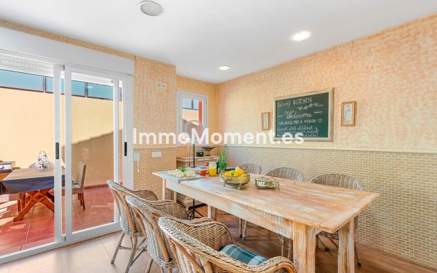Resale - Detached villa - Alfaz del Pi - L'Alfás del Pi Centro