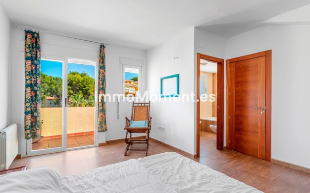 Resale - Detached villa - Alfaz del Pi - L'Alfás del Pi Centro