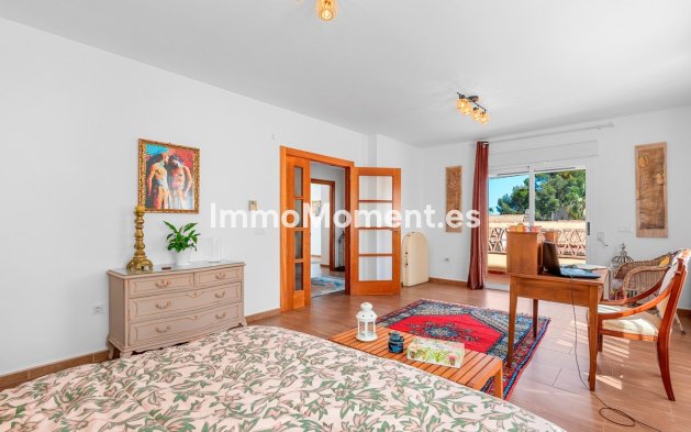 Resale - Detached villa - Alfaz del Pi - L'Alfás del Pi Centro
