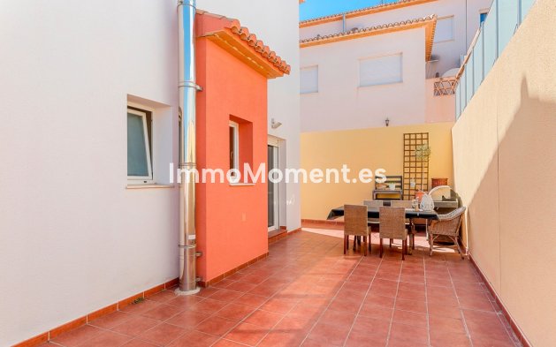 Resale - Detached villa - Alfaz del Pi - L'Alfás del Pi Centro
