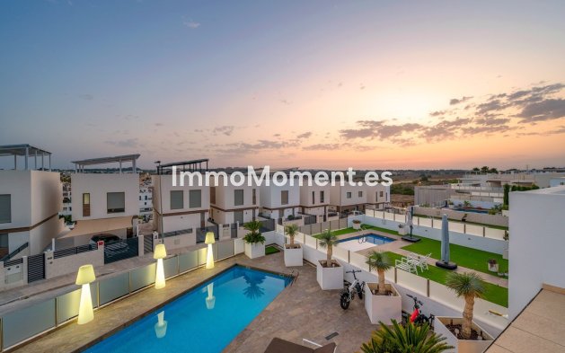 Bestaande woning - Villa - Orihuela - Villamartin