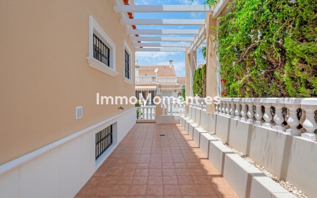 Wiederverkauf - Villa - Torrevieja - Torrevieja Centro