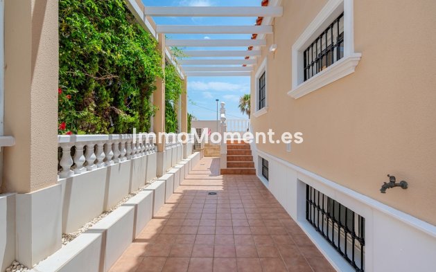 Wiederverkauf - Villa - Torrevieja - Torrevieja Centro