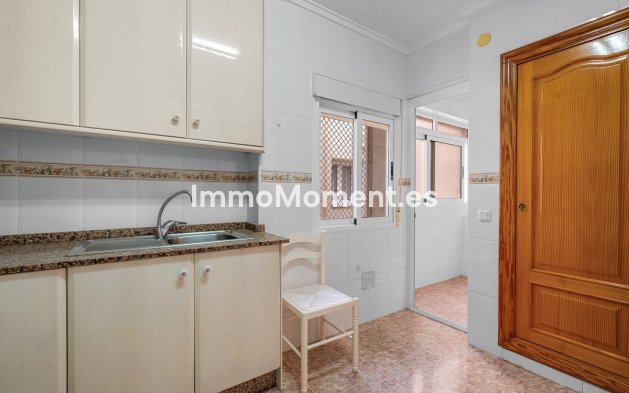 Wiederverkauf - Wohnung - Torrevieja - Torrevieja Centro