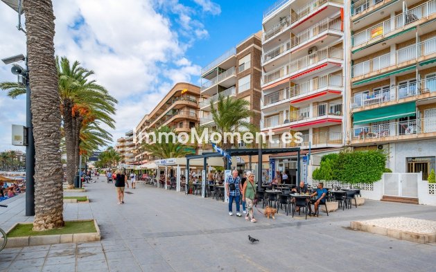Wiederverkauf - Wohnung - Torrevieja - Torrevieja Centro