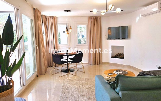 Resale - Apartment - Benalmadena - Benalmadena Costa