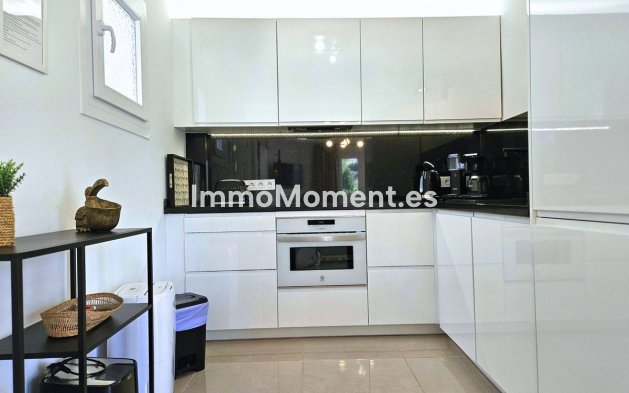 Resale - Apartment - Benalmadena - Benalmadena Costa