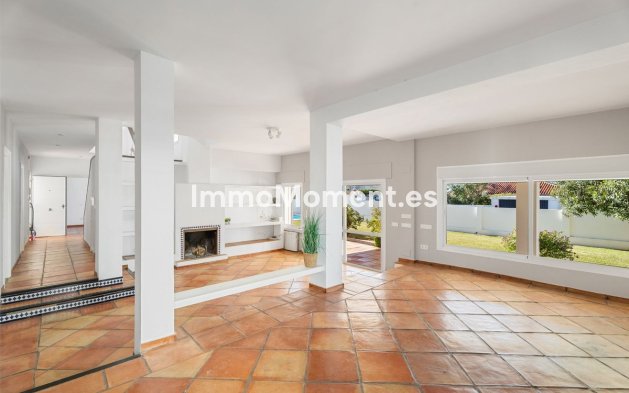 Resale - Villa - Marbella - Marbesa