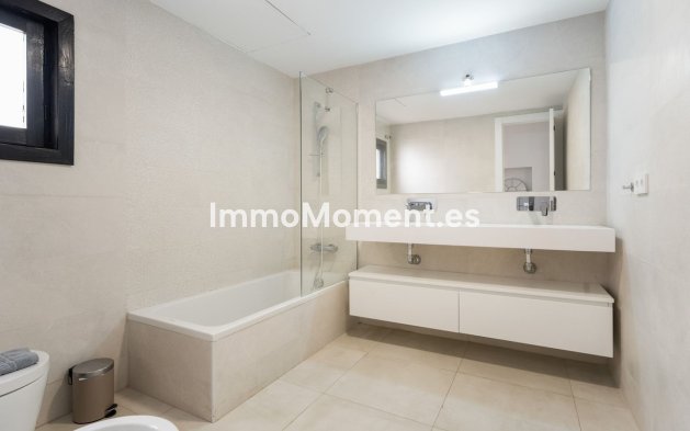 Wiederverkauf - Wohnung - Marbella - Puerto Banús