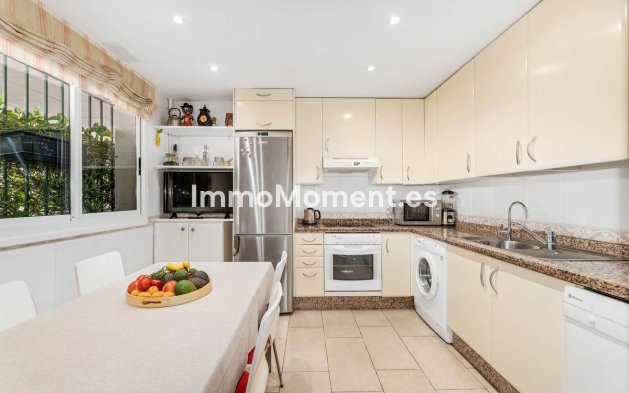 Wiederverkauf - Wohnung - Marbella - Guadalmina Alta