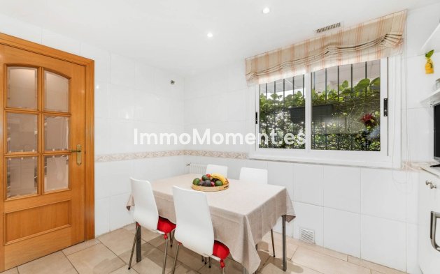 Wiederverkauf - Wohnung - Marbella - Guadalmina Alta